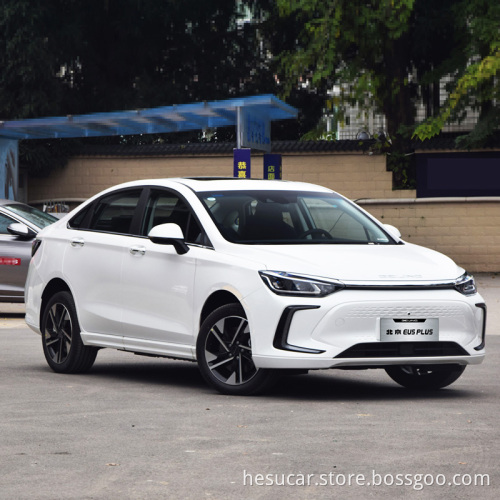 Nuovo veicolo energetico Motor BAIC AUTO BAIC EU5 Plus 2019 2020 R500 Z Premium in stock Big Space Auto per veicoli automobilistici ad alta velocità